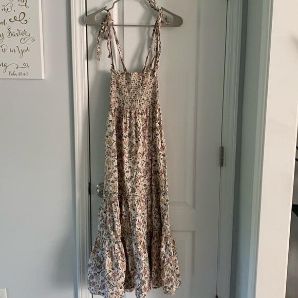 o.p.t Cara Dress Smocked Tiered Tie Strap in Harvest Floral size M - Picture 8 of 8